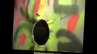 colejialas-masturbandose-con-objetis-grandes-videos-porno