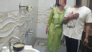 xhamster-amateur-housewife