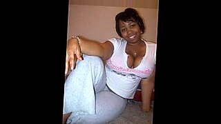 nina-negra-tenendo-sexo