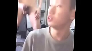 chinese ah lian too horny until forget to close the door