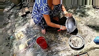 indian housewife sex in kitchen