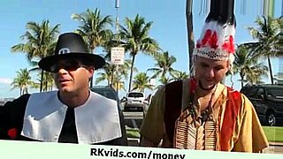 video-le-rompen-el-culo-y-llora