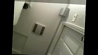 girl-masturbation-on-orgasc