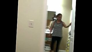 amatrur latina milf with big tits gets diked in pov