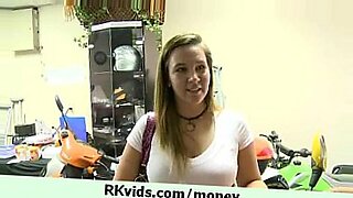 busty-teen-masturbate-xvideos