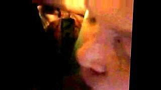 cute teen brunette masturbate on webcam and fingering her pussy