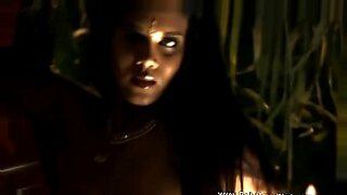 centro-del-mundo-pelicula-sex