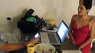 xhamster sex laura kasia vs ariel indonesia